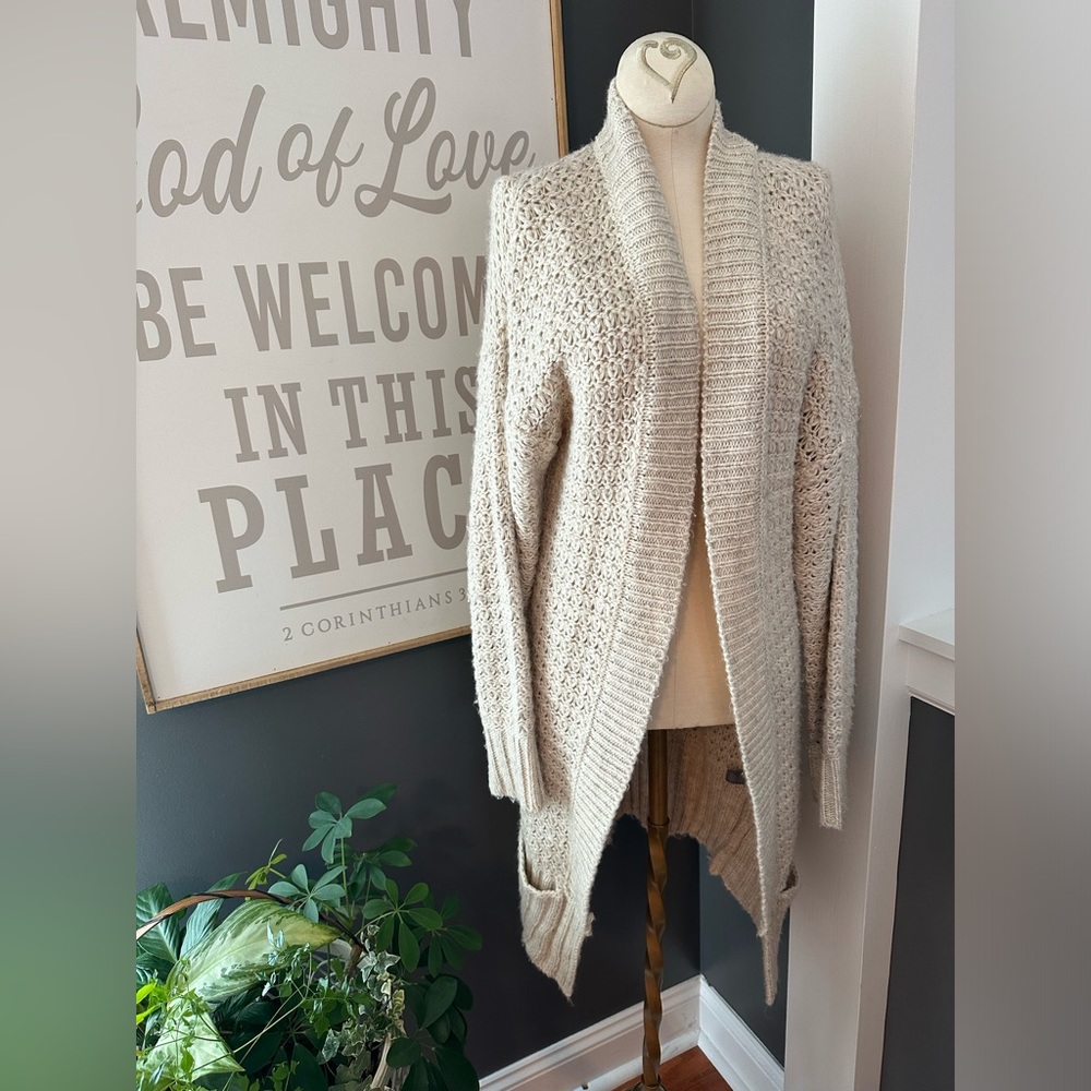 Women’s Long cardigan with pockets